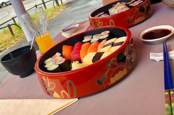 Cent Sushi